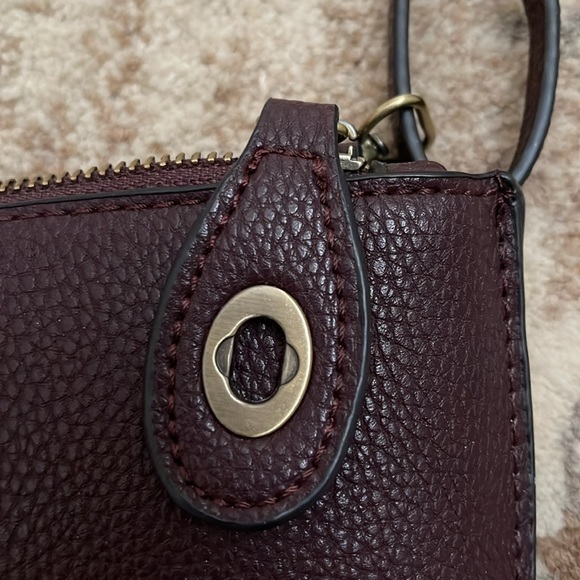 Joy Susan • Mini Crossbody Wristlet Clutch in Maroon/Wine color • EUC - Picture 9 of 16